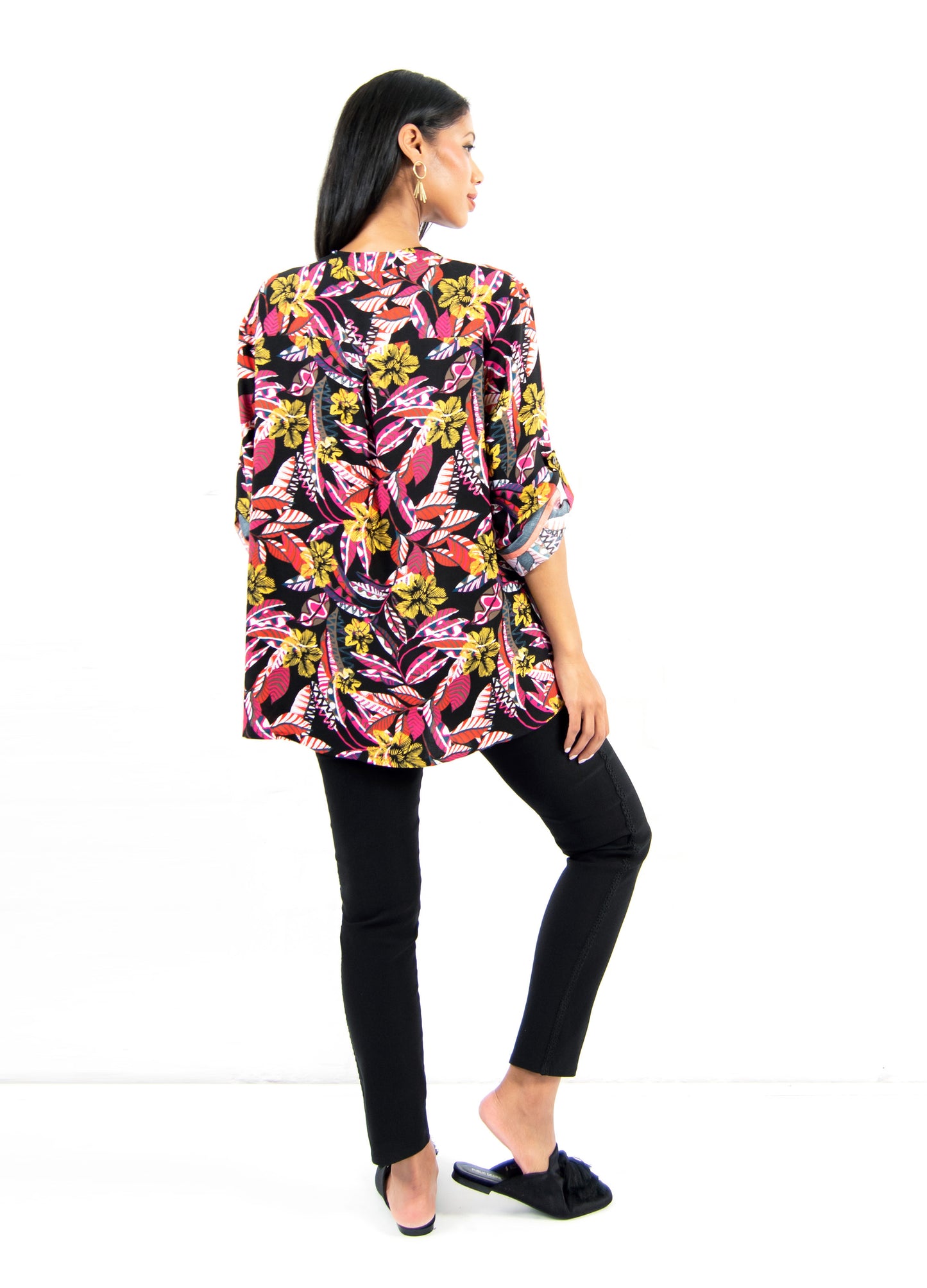 Lara Blouse in black Jungle Fever print size 36